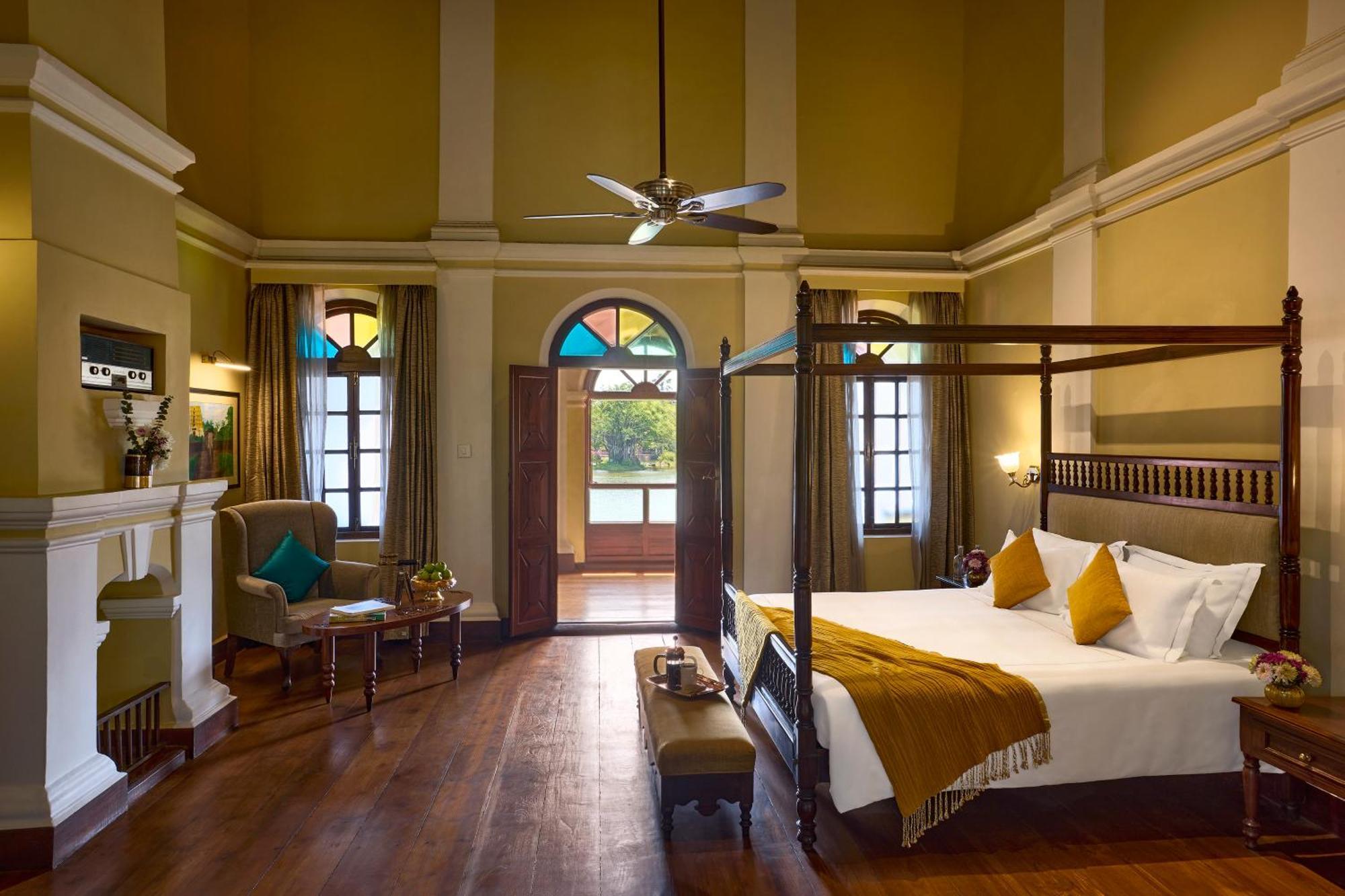 Taj Kumarakom Resort And Spa Kerala Exterior photo